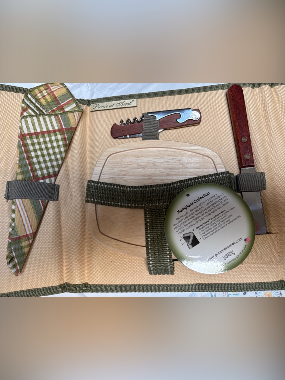 NWT Hamptons Collection Picnic at Ascot